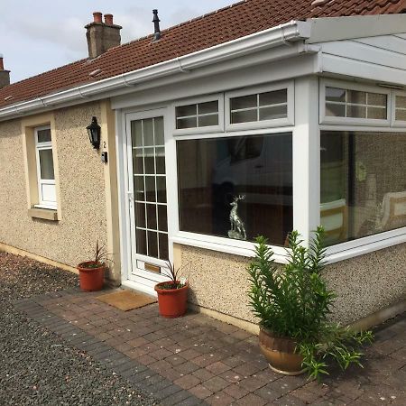 Pippin, Tranquil Scottish Cottage With Hot Tub Airdrie Buitenkant foto